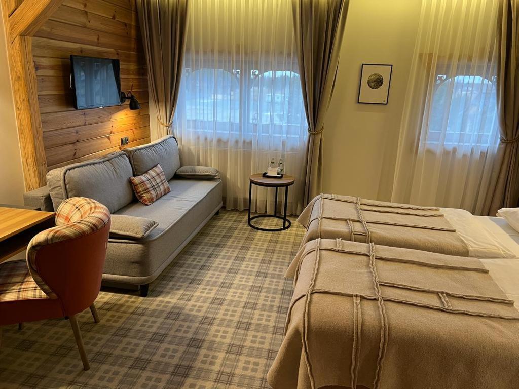 Bajka Hotel & Resort Grodziec Ngoại thất bức ảnh